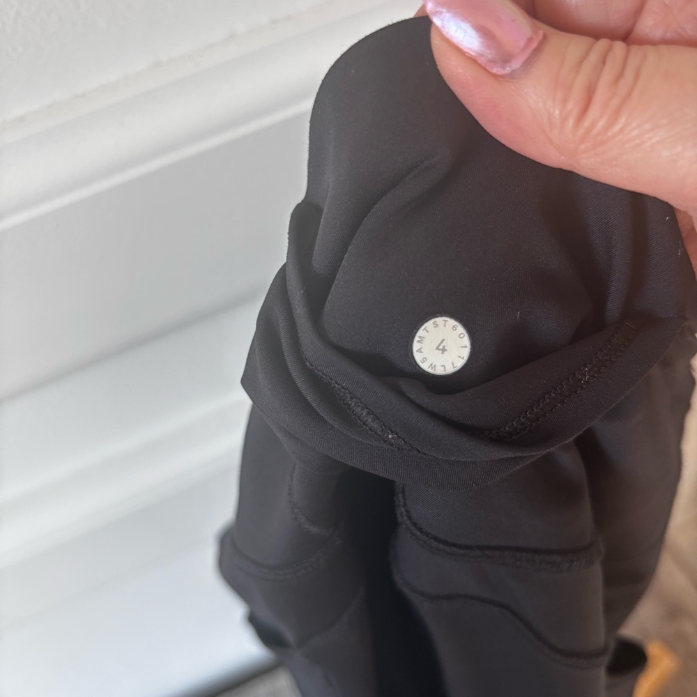 Lululemon Fast and Free Tight Leggings – Black, Size 4 - Picture 7 of 9